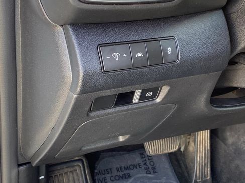 Used 2023 Hyundai Santa Fe SE FWD image 12