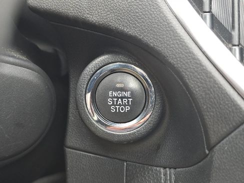 Used 2020 Subaru Forester Premium AWD/4WD image 22