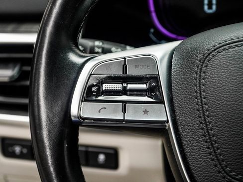 Used 2024 Kia Telluride EX w/ EX Captain's Chair Package image 27