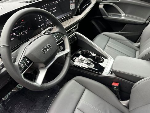 New 2025 Audi Q5 Premium Plus image 9