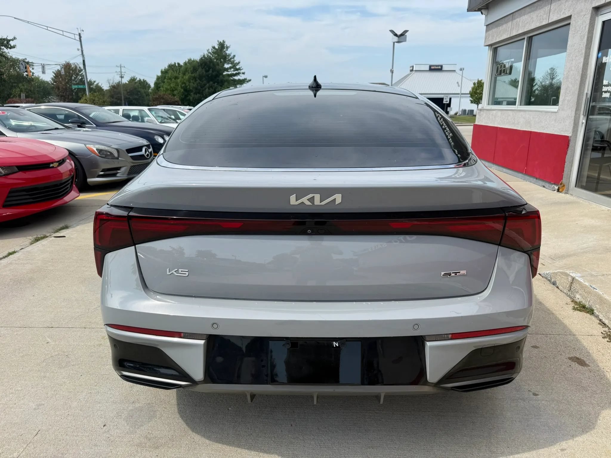 Used 2025 Kia K5 GT-Line w/ GT-Line Premium Package FWD image 8