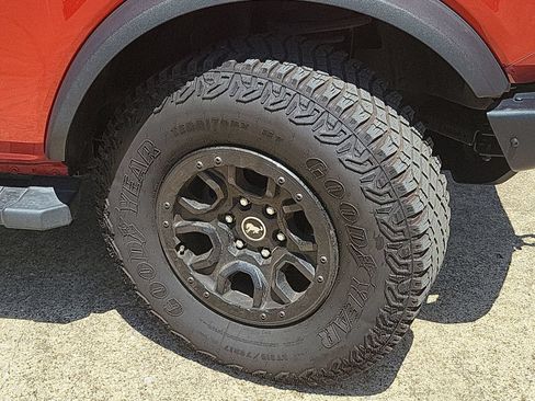 Used 2024 Ford Bronco Wildtrak AWD/4WD image 36