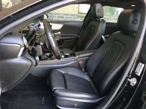 Used 2019 Mercedes-Benz A 220 4MATIC image 6