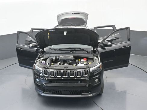 New 2026 Jeep Compass Latitude image 65