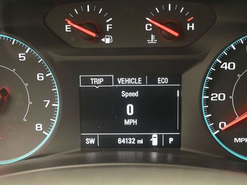 Used 2020 Chevrolet Equinox LS image 10