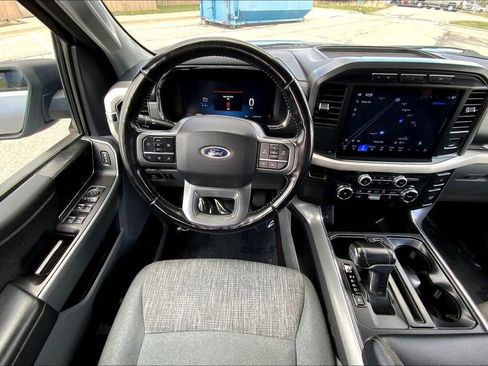 Used 2022 Ford F150 Lightning XLT AWD/4WD image 5