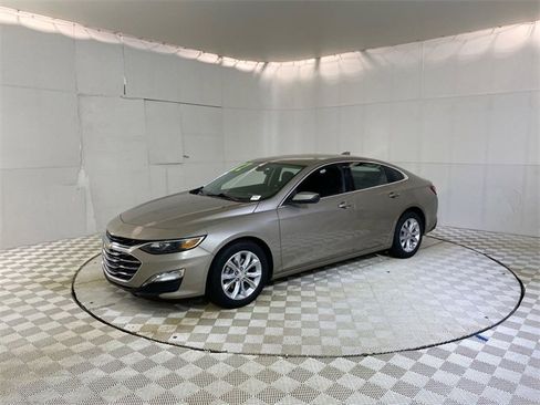 Used 2022 Chevrolet Malibu LT image 20