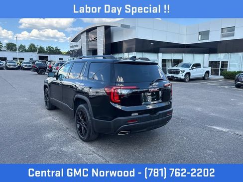 Certified 2023 GMC Acadia SLT w/ Elevation Edition AWD/4WD image 3