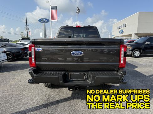 Used 2024 Ford F250 Lariat w/ Sport Appearance Package AWD/4WD image 3