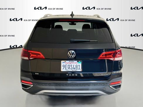 Used 2023 Volkswagen Taos SE AWD/4WD image 7