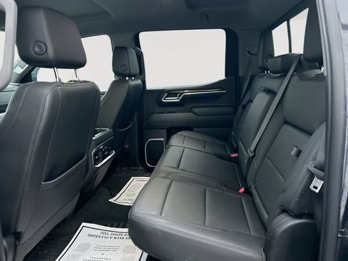 Used 2022 GMC Sierra 1500 Elevation w/ Elevation Premium Package AWD/4WD image 29