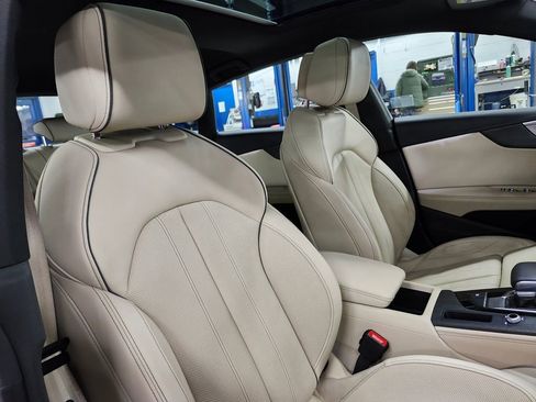 Used 2022 Audi A5 2.0T Premium Plus w/ Premium Plus image 15