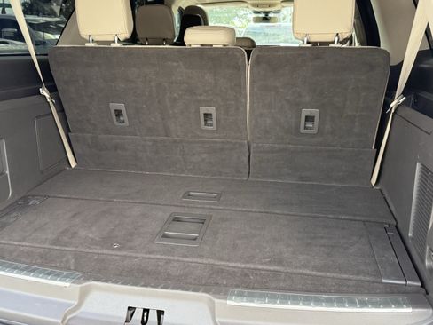 Used 2022 Lincoln Navigator L Reserve AWD/4WD image 32