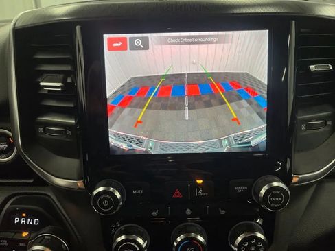 Used 2025 RAM 1500 Big Horn AWD/4WD image 24
