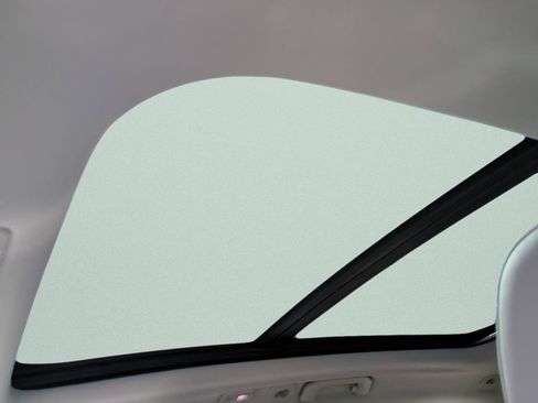 New 2026 Volvo XC60 B5 Ultra w/ Climate Package image 16