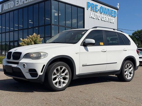 Used 2011 BMW X5 xDrive35i AWD/4WD image 1