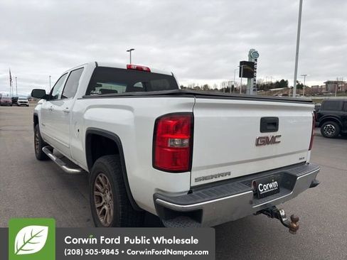 Used 2015 GMC Sierra 1500 SLE w/ SLE Value Package image 4