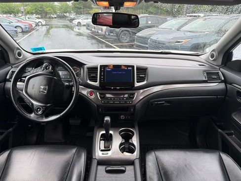 Used 2017 Honda Pilot EX-L image 17