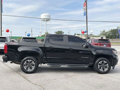 Used 2021 Chevrolet Colorado Z71 w/ Safety Package AWD/4WD image 24