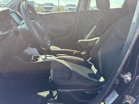 Used 2021 Chevrolet Spark LS image 17