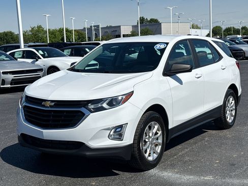 Used 2020 Chevrolet Equinox LS AWD/4WD image 7