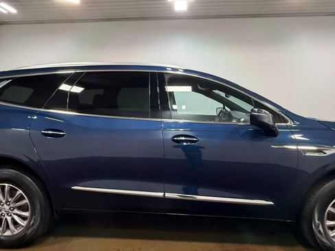 Used 2023 Buick Enclave Essence AWD/4WD image 32