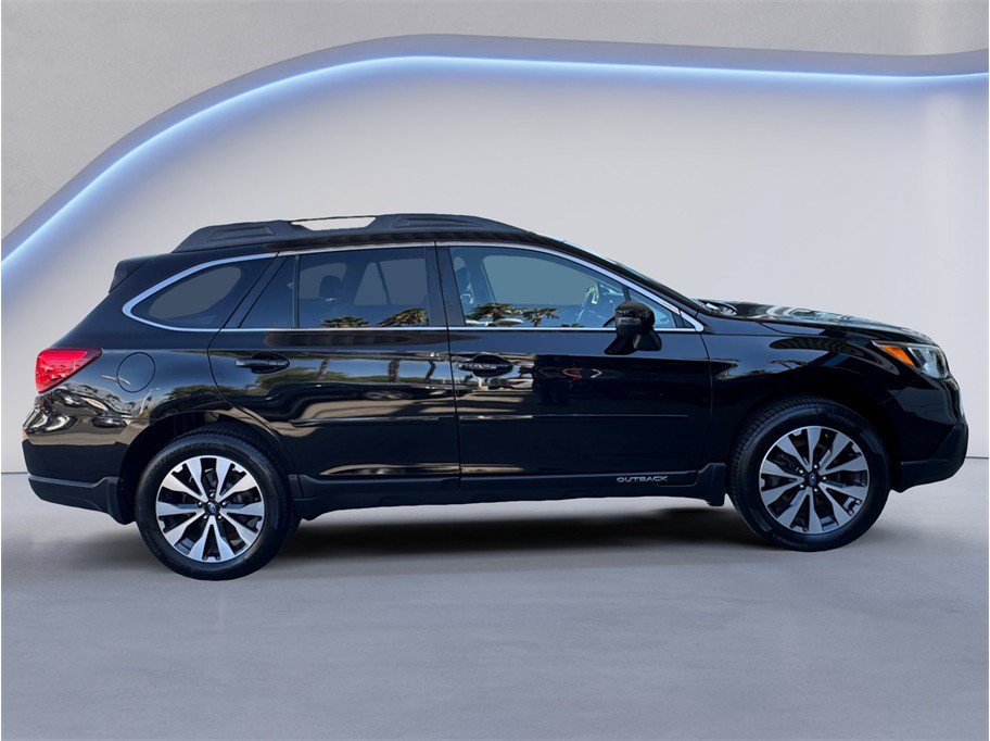 Used 2017 Subaru Outback 2.5i Limited AWD/4WD image 7