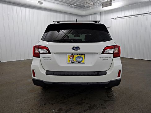 Used 2017 Subaru Outback 3.6R Touring image 28