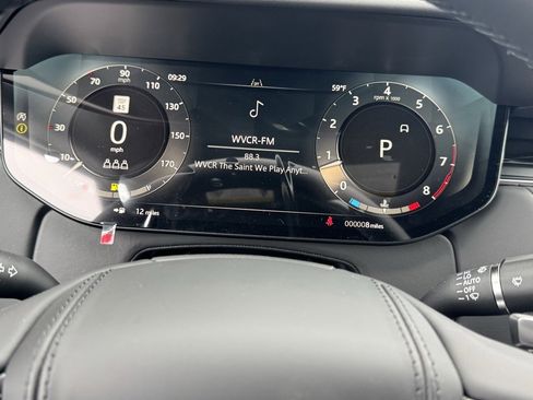 New 2025 Land Rover Range Rover SE image 16