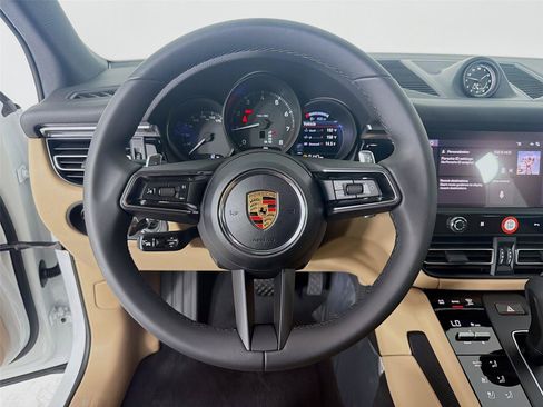 New 2026 Porsche Macan AWD/4WD image 12