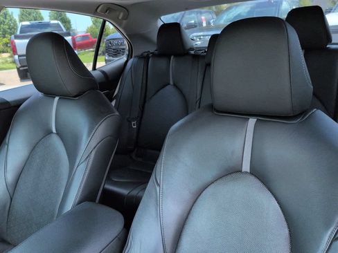 Certified 2018 Toyota Camry XSE FWD image 8