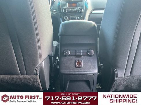 Used 2016 Ford Explorer XLT AWD/4WD image 17