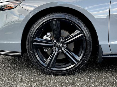 Used 2024 Honda Accord Sport-L image 8