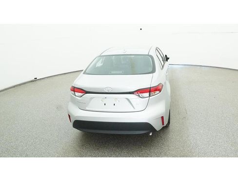 New 2025 Toyota Corolla LE FWD image 7
