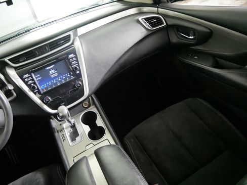 Used 2017 Nissan Murano SV AWD/4WD image 11
