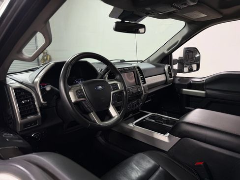 Used 2021 Ford F250 Lariat w/ Tremor Off-Road Package AWD/4WD image 15