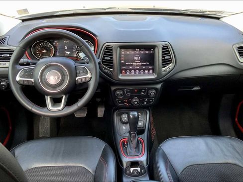 Used 2021 Jeep Compass Trailhawk image 14