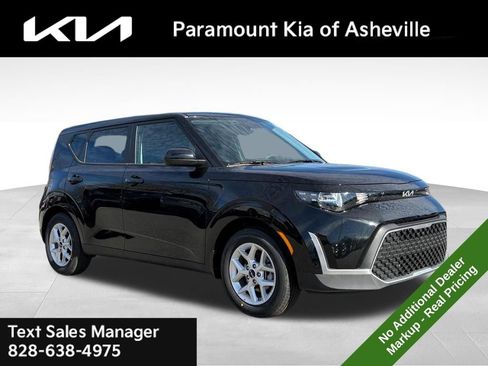New 2025 Kia Soul LX w/ LX Technology Package image 1