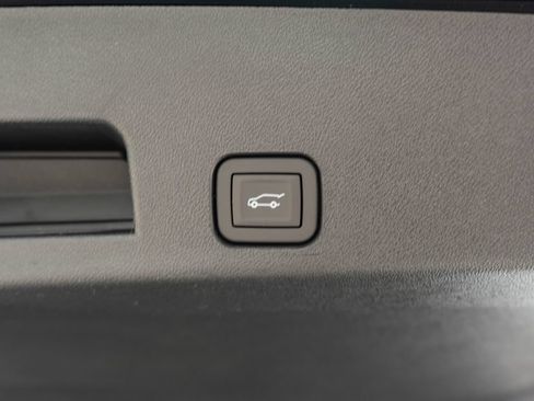 New 2026 GMC Acadia Denali w/ Super Cruise Package AWD/4WD image 34
