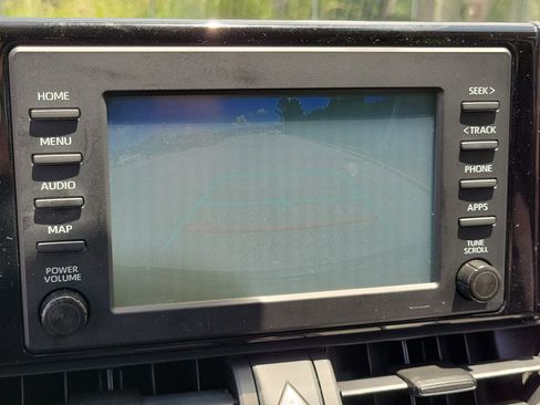 Used 2019 Toyota RAV4 XLE w/ Carpet Mat Package AWD/4WD image 23