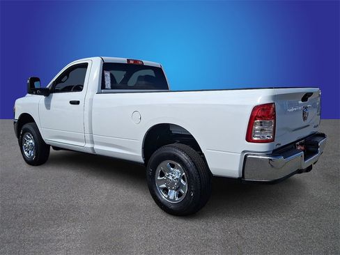 Used 2024 RAM 2500 Tradesman w/ Chrome Appearance Group image 6