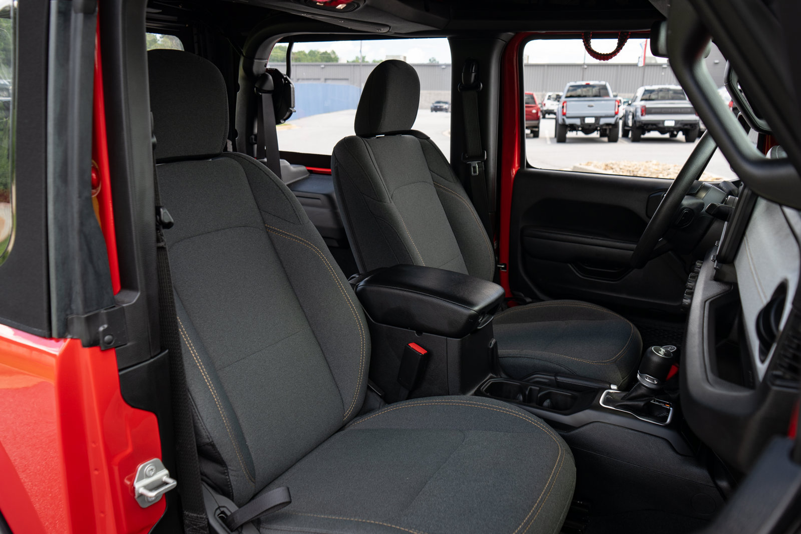 Used 2024 Jeep Wrangler Sport AWD/4WD image 19