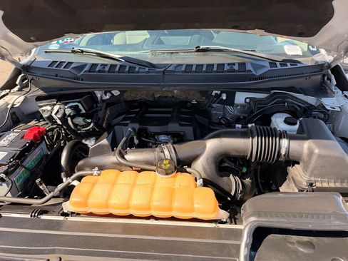 Used 2018 Ford F150 XLT AWD/4WD image 29