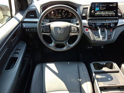 Used 2025 Honda Odyssey Sport-L image 13
