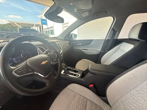 Used 2024 Chevrolet Equinox LT FWD image 32