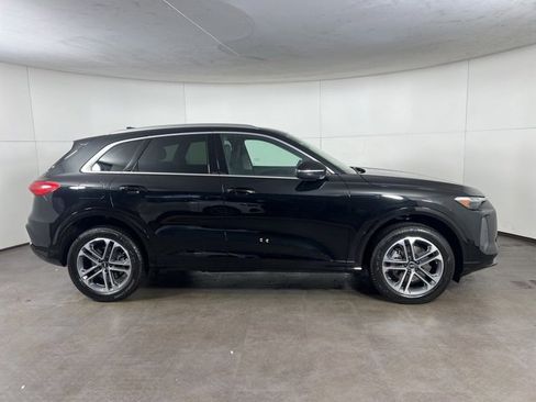 Used 2025 Audi Q5 Premium Plus w/ Premium Plus image 8