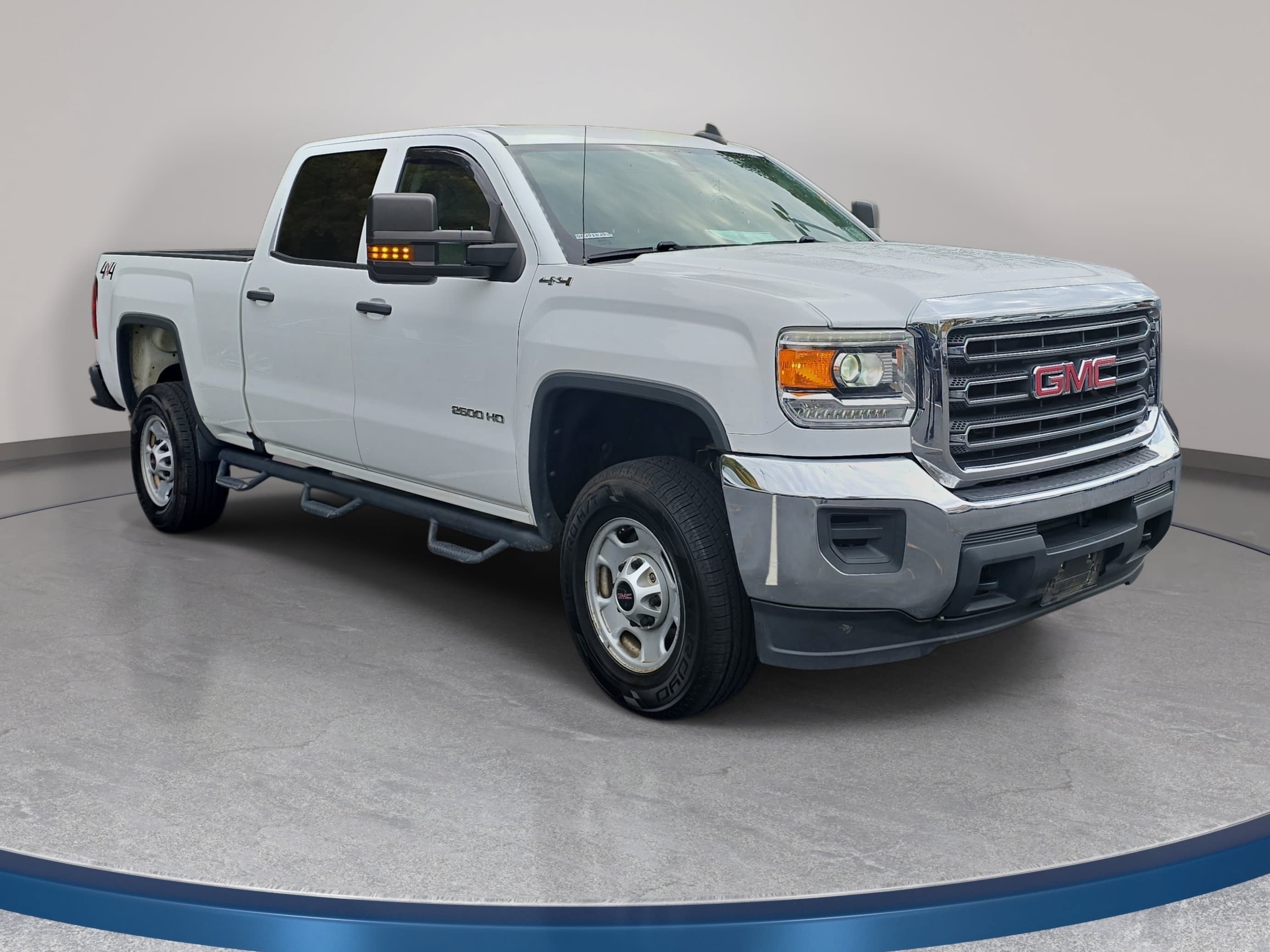 Used 2016 GMC Sierra 2500 4x4 Crew Cab w/ Sierra Convenience Package image 3
