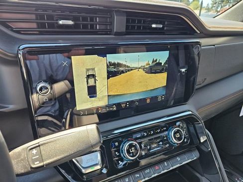 New 2026 GMC Sierra 2500 AT4 w/ Max Trailering Package AWD/4WD image 31