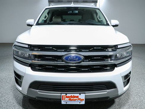 Used 2024 Ford Expedition Max Limited AWD/4WD image 4