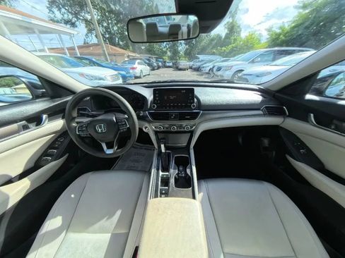 Used 2018 Honda Accord LX image 30